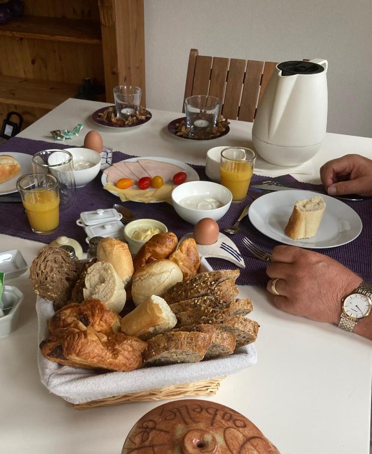 Bed and Breakfast Le Bois Du Four Arfeuilles Exterior foto
