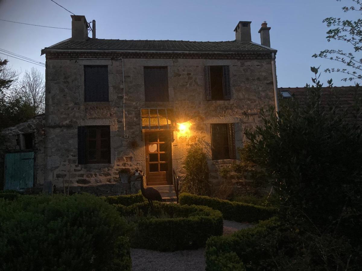 Bed and Breakfast Le Bois Du Four Arfeuilles Exterior foto